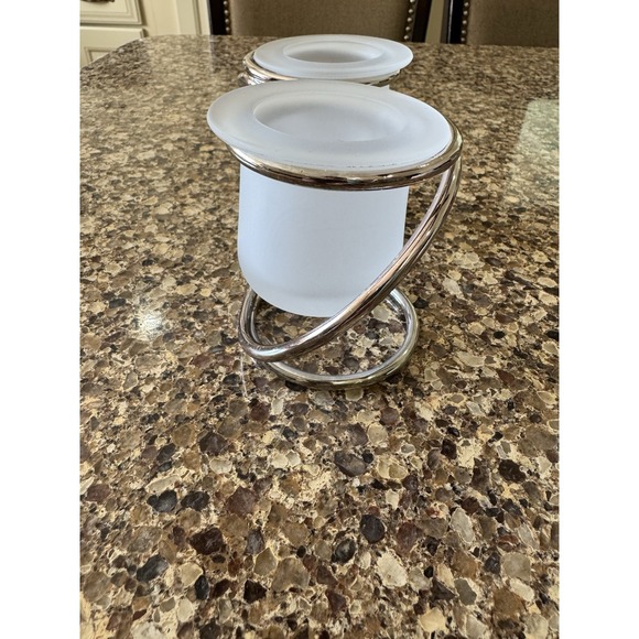 PartyLite Silver Plated Interlocking Gemini Candle Holders P7207 - Picture 2 of 12